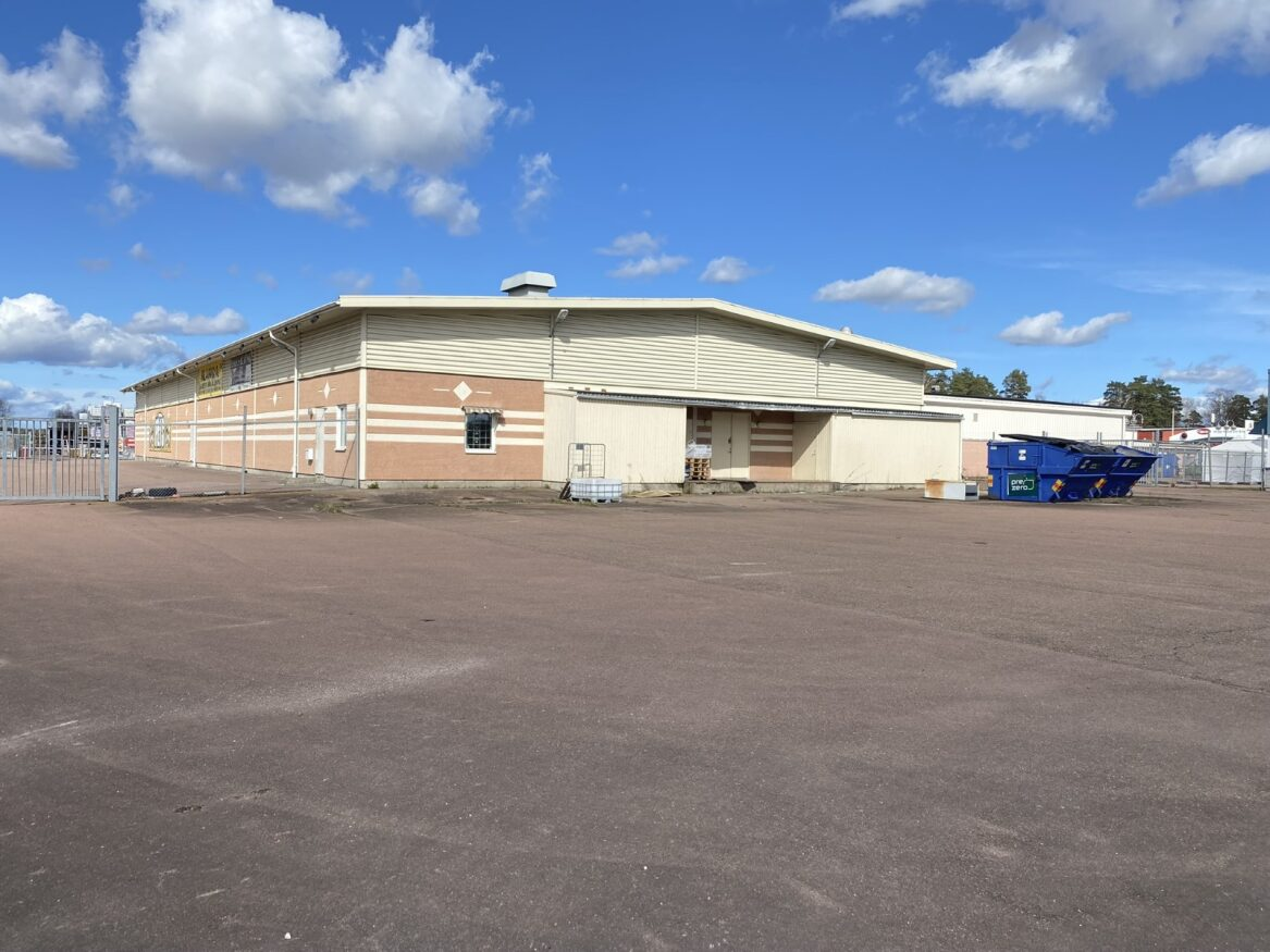 Baksida utifrån.png