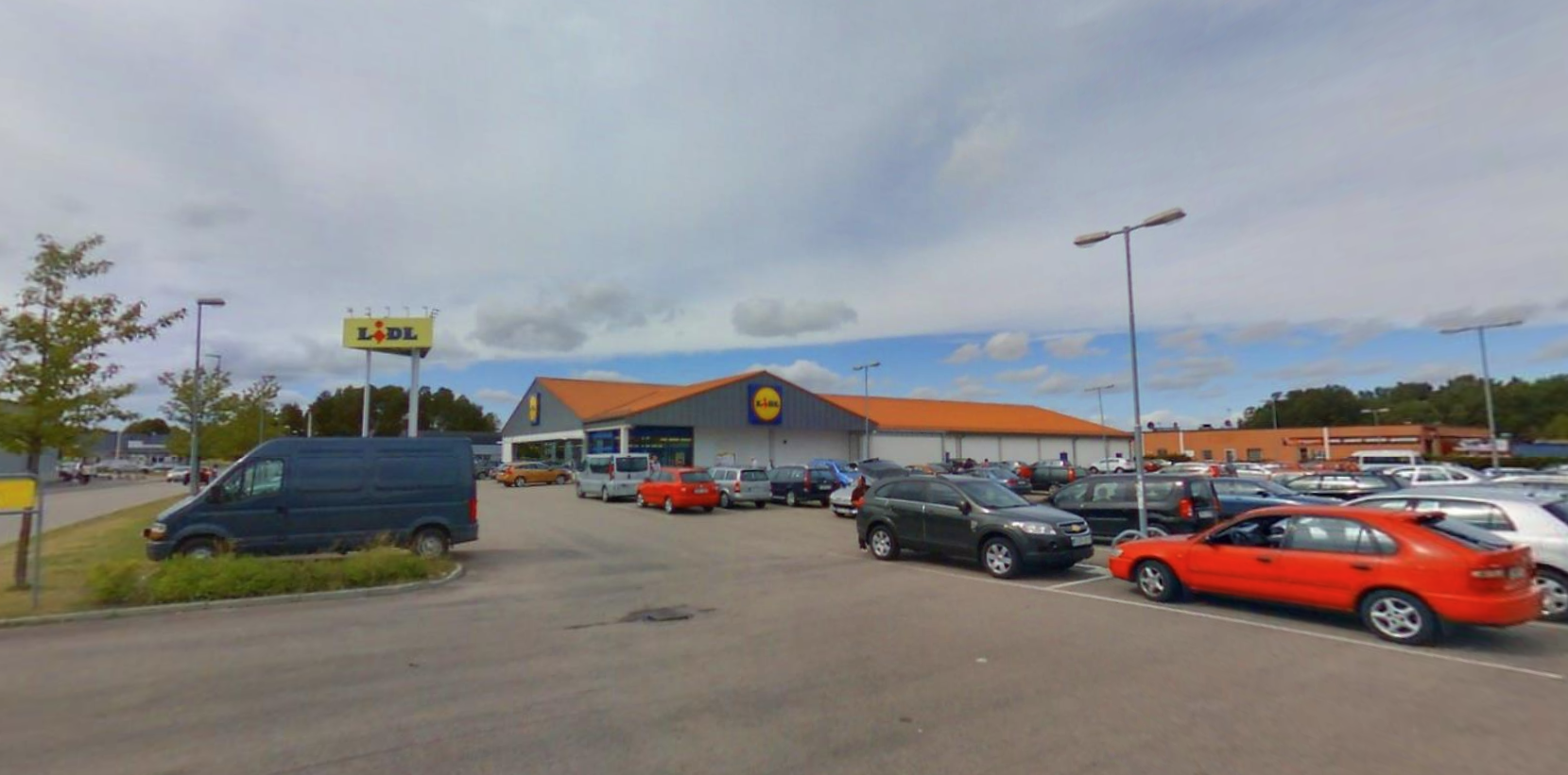 Grannfastighet med Lidl.png