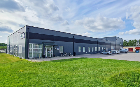 Neutronen 4_web_flyg_6